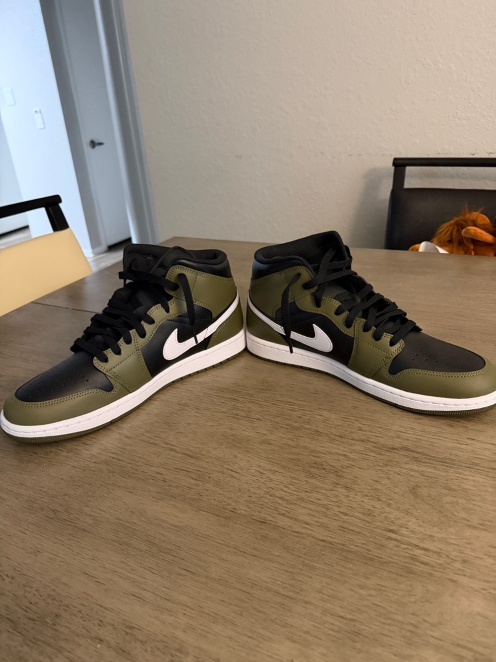 Nike Air Jordan 1 Mid Olive Black White Sneakers - Picture 2 of 4